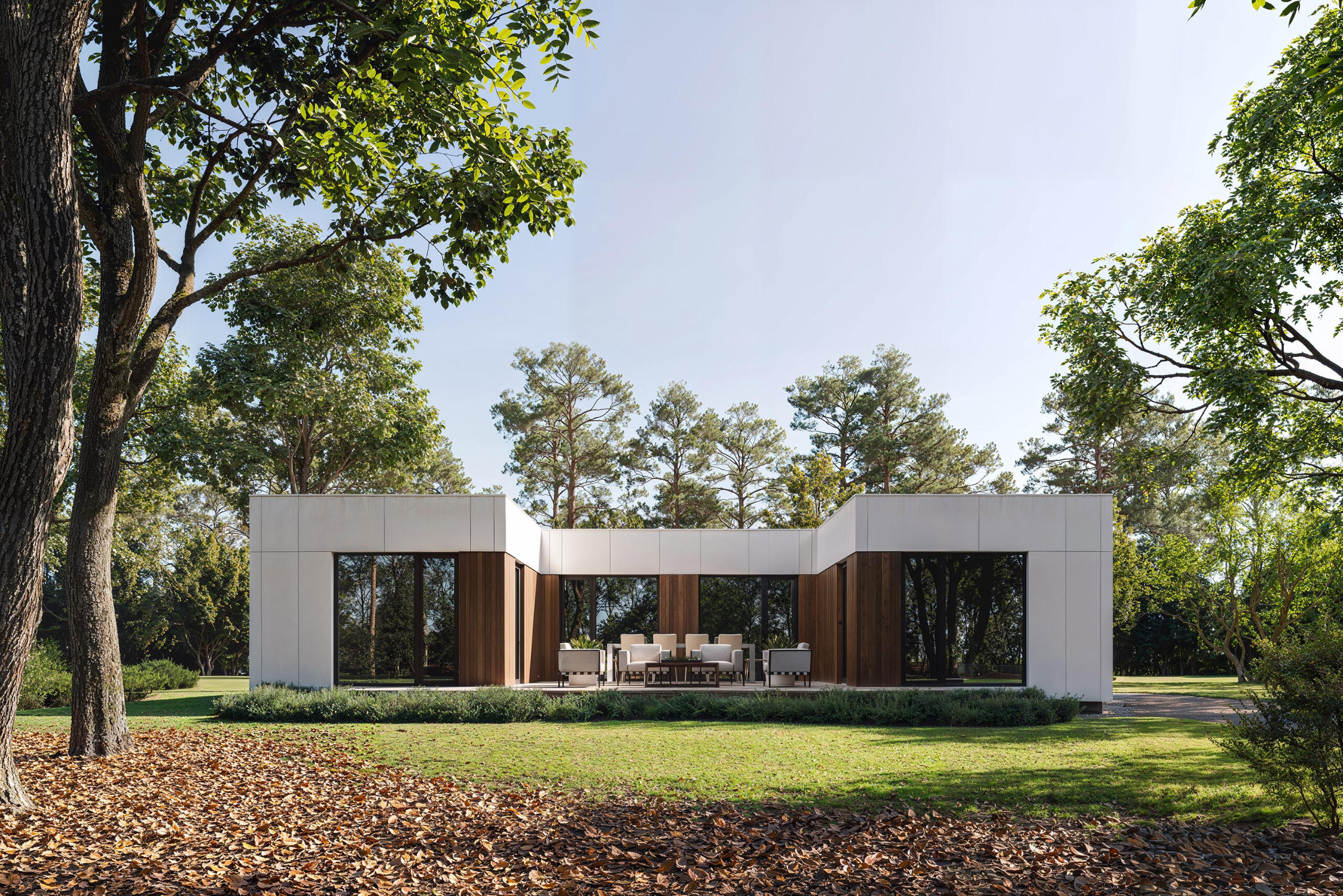 minimalist-one-storey-house-in-woods-render Мінімалістичний одноповерховий будинок в лісі - 3D архітектурна візуалізація