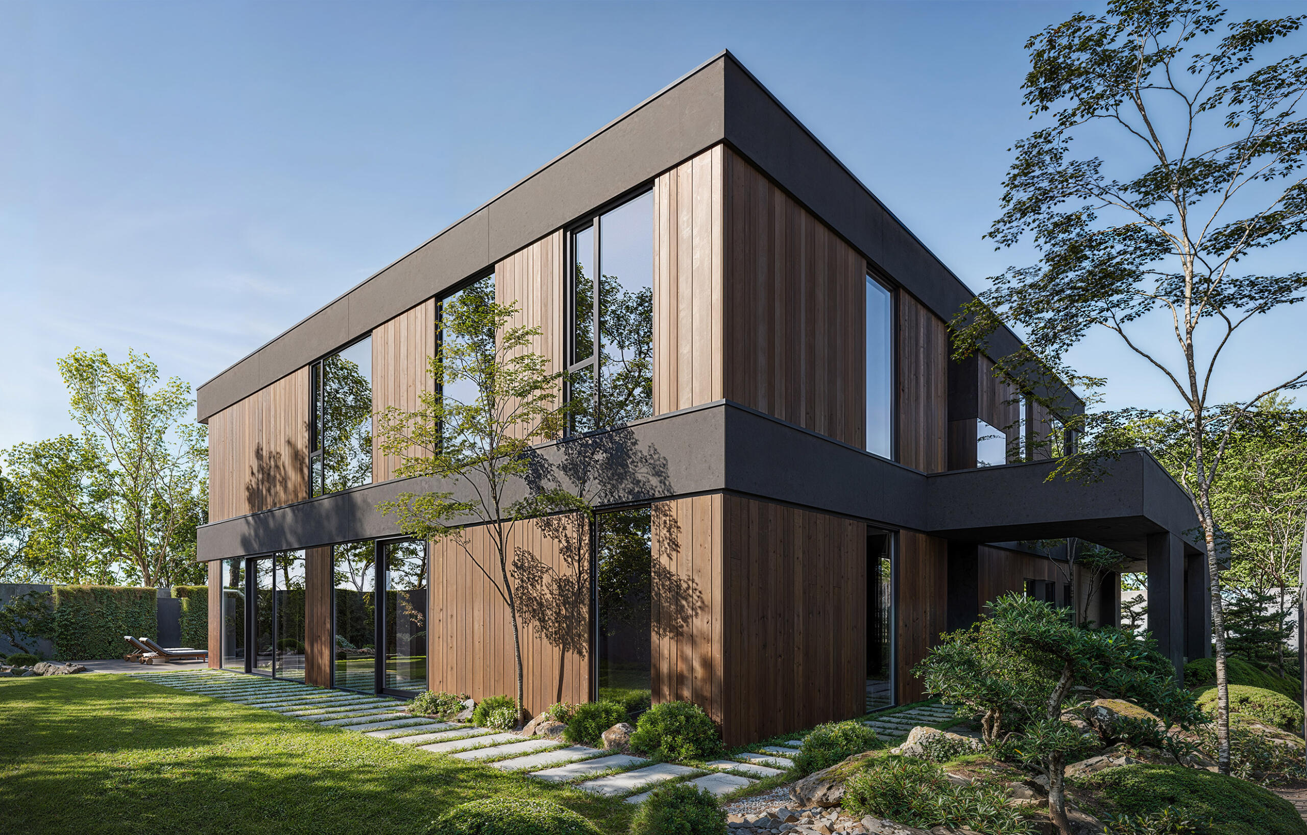 Modern Black and Wood House Exterior Photorealistic Modern Black and Wood House Exterior – High Quality Rendering